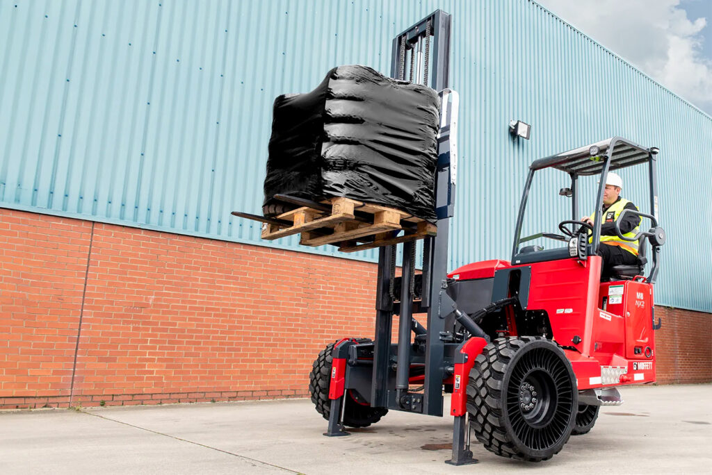 Truck-mounted forklifts improve delivery efficiency