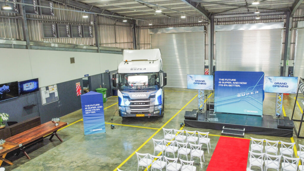 New full-service facility reinforces customer support along key regional transport corridors, as Scania introduces the Scania SUPER to the Namibian market.